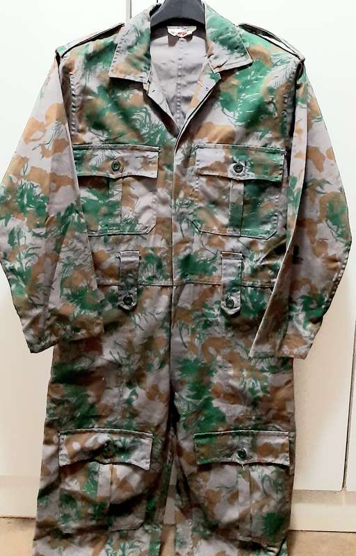 **Border War: 1980s KwaZulu Police Unissued Camouflage Fielddress Coverall (Medium).**