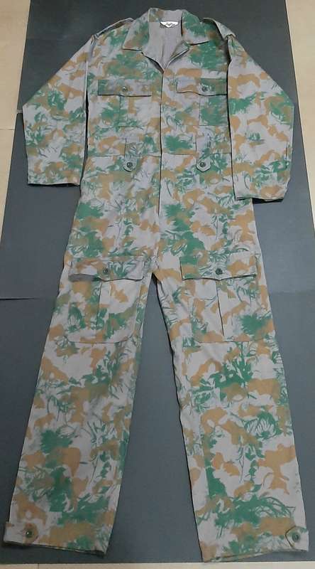 **Border War: 1980s KwaZulu Police Unissued Camouflage Fielddress Coverall (Medium).**