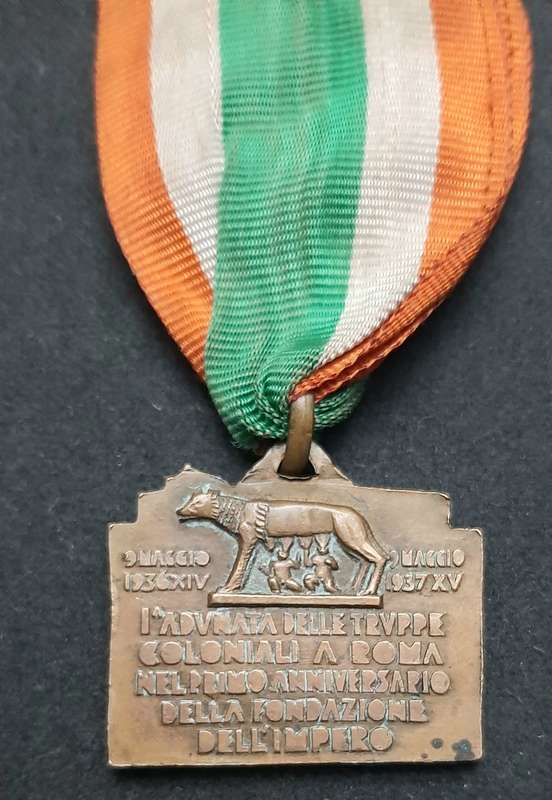 **RARE  WW2 Italian : 1937 Colonial Troops  in Rome Medal w/ Valour Device & Ribbon. **