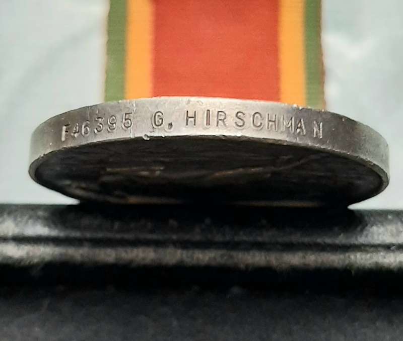 **WW2: UDF .925 Silver Africa Service Medal w/ Ribbon ( Att. Female).**