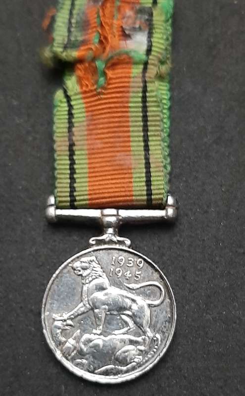 **WW2: .925 Silver Miniature British War Medal w/ Ribbon #1  **