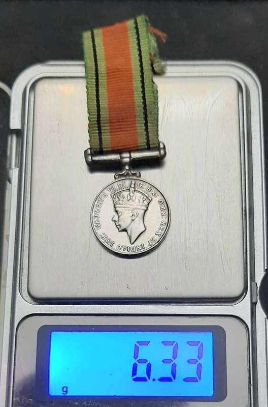 **WW2: .925 Silver Miniature British War Medal w/ Ribbon #1  **