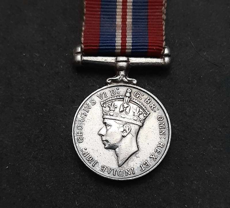 **WW2: .925 Silver Miniature British War Medal w/ Ribbon.**