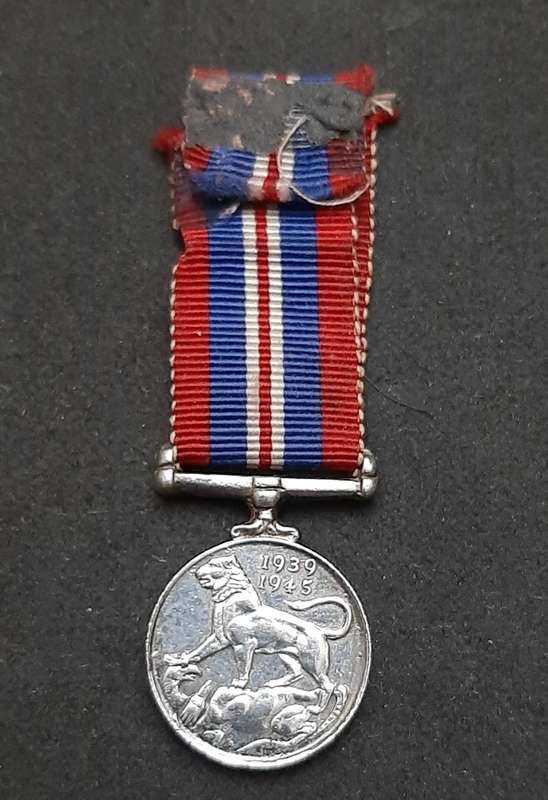 **WW2: .925 Silver Miniature British War Medal w/ Ribbon.**