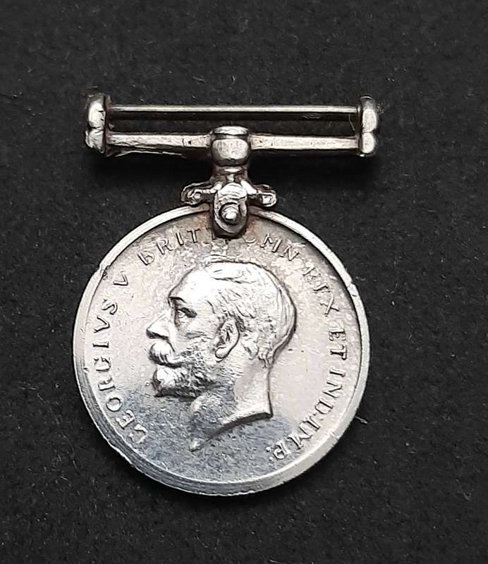 **WW1: .925 Silver Miniature British War Medal N/R (4,5g)**