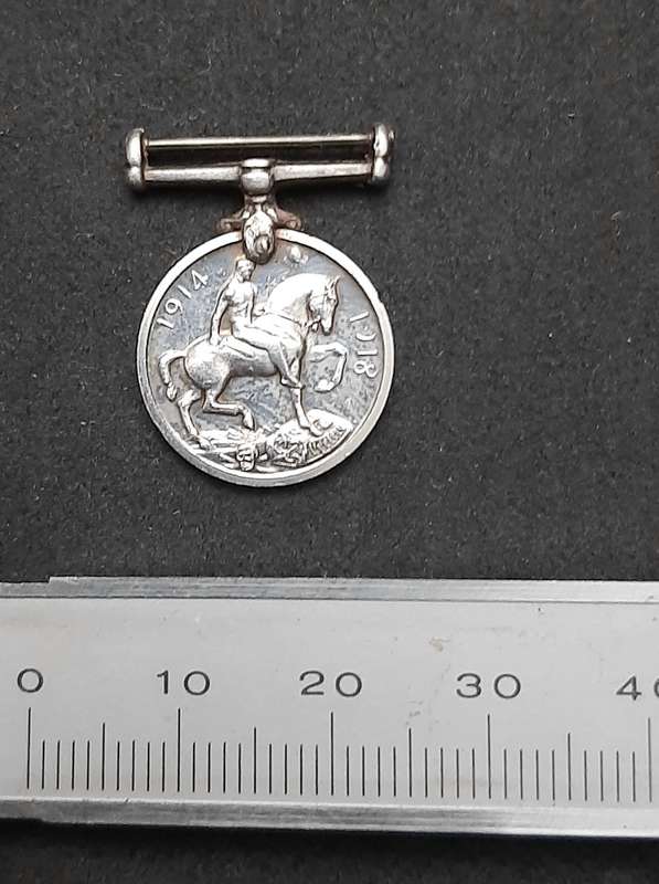 **WW1: .925 Silver Miniature British War Medal N/R (4,5g)**