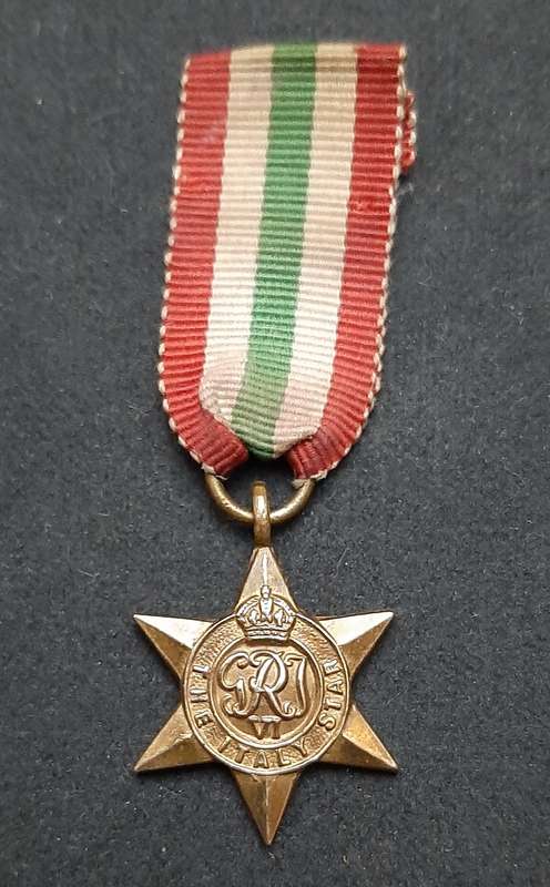 **WW2 UDF: Miniature Italy Star Campaign Medal w/ Ribbon (SA Issue).**