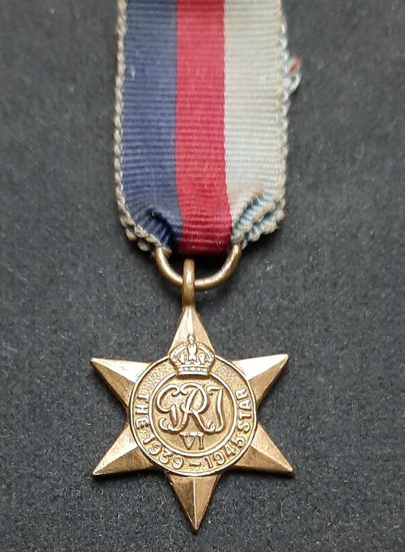 **WW2 UDF: 1939-45 Star Miniature Medal w/ Ribbon (SA Issue).**