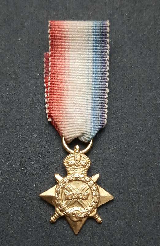 **WW1 UDF: 1914-15 Star Miniature Medal w/ Silk Ribbon.**