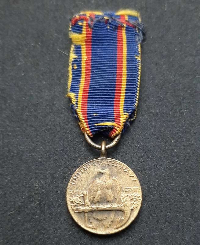 **RARE: U.S. Navy Yangtze Service Miniature Medal w/ Silk Ribbon. **