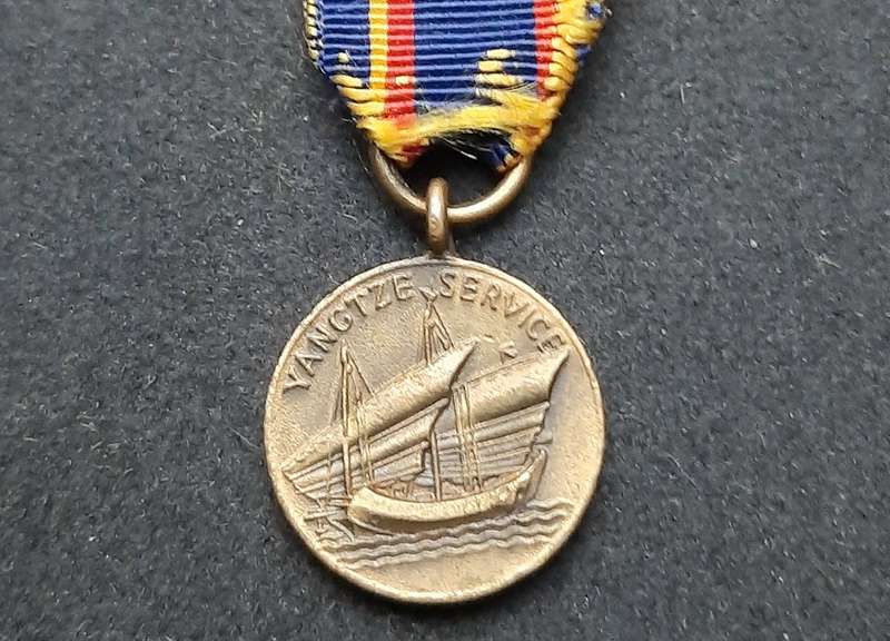 **RARE: U.S. Navy Yangtze Service Miniature Medal w/ Silk Ribbon. **