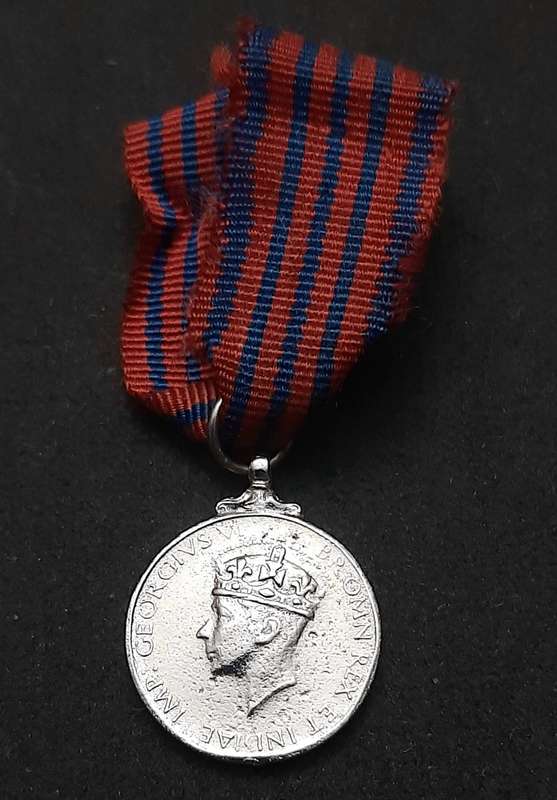 ** WW2 British: Repro. The George Miniature Medal w/ Ribbon. **