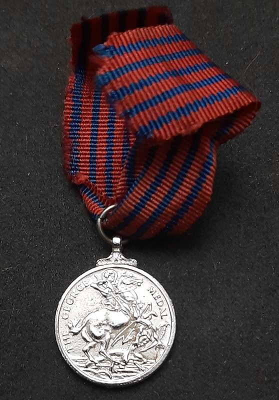 ** WW2 British: Repro. The George Miniature Medal w/ Ribbon. **