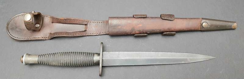 **RARE: WW2 Fairbairn-Sykes 3rd Pattern Fighting Knife w/ Type2 Scabbard (William Rodgers, Sheff.)**