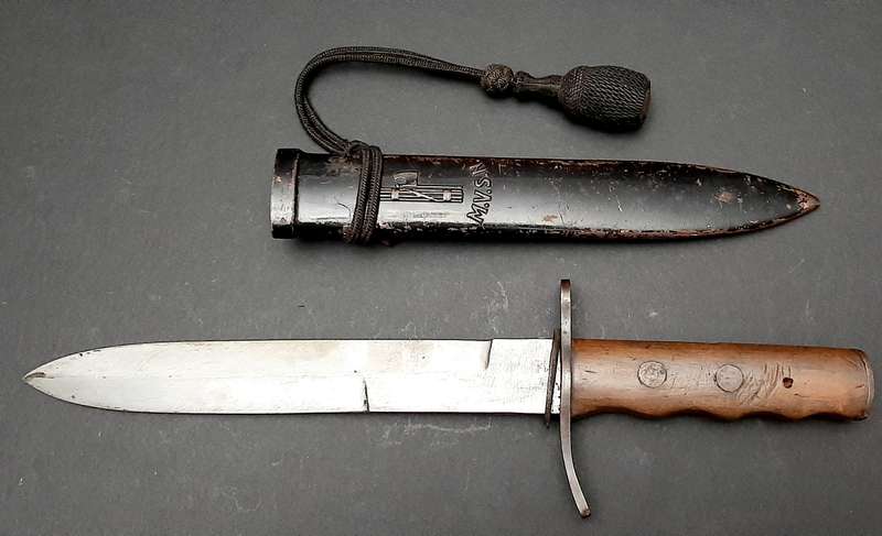 **RARE: WW2 Italian Fascist MVSN N.C.O's Dagger w/ Scabbard & Troddle. **