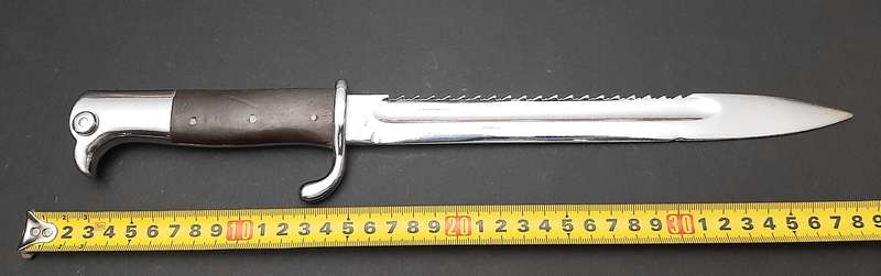 Rare WW1 German KS98 Schütztruppe Sawback Bayonet with Scabbard (1903)