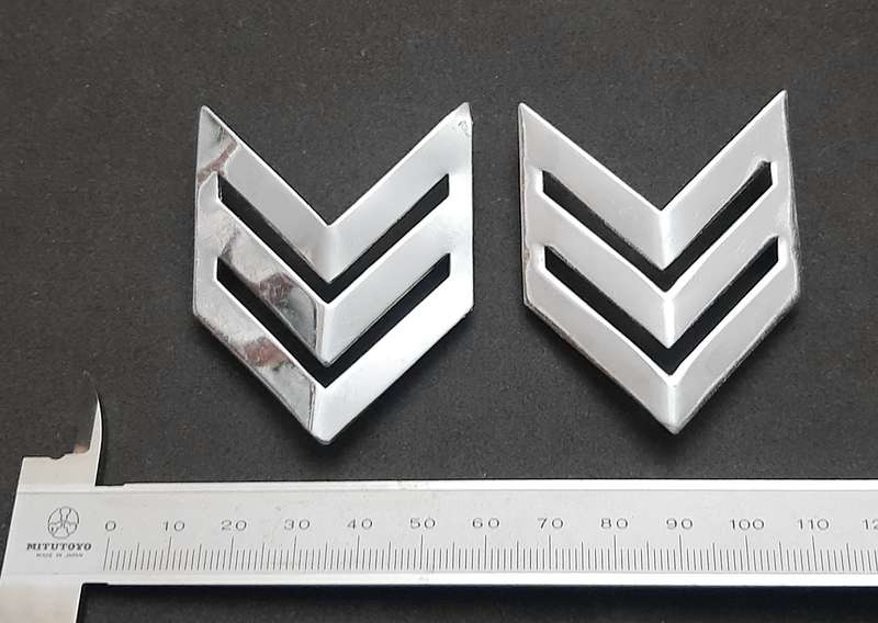 **Border War : 1980s SADF Step-Out Sergeant Metal Rank Chevron Pair ( All Pins)**