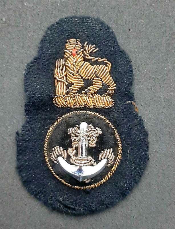 **Border War : 1970s SA Navy Bullion Embroidered Ratings Cap Badge #2**
