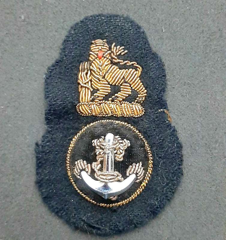 **Border War : 1970s SA Navy Bullion Embroidered Ratings Cap Badge #2**