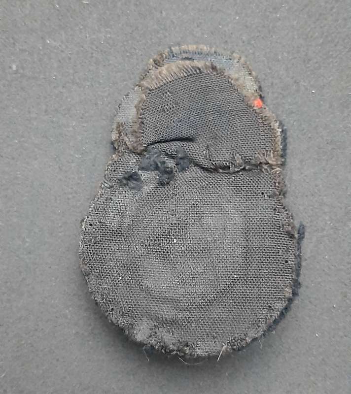 **Border War : 1970s SA Navy Bullion Embroidered Ratings Cap Badge #2**