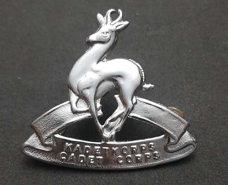 **Border War : 1980s SADF Cadet Corps Beret Badge w/ Pins #2**