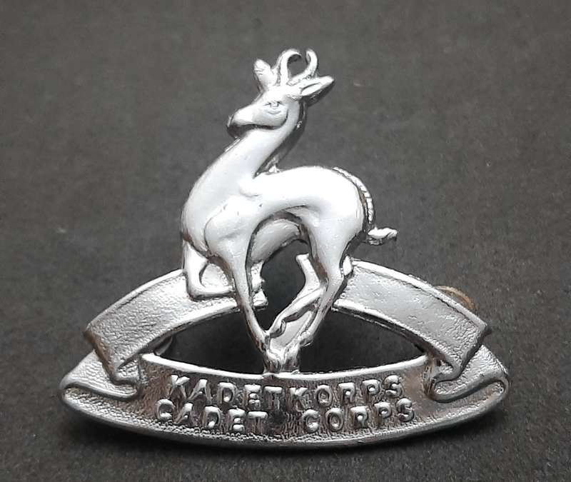 **Border War : 1980s SADF Cadet Corps Beret Badge w/ Pins #2**