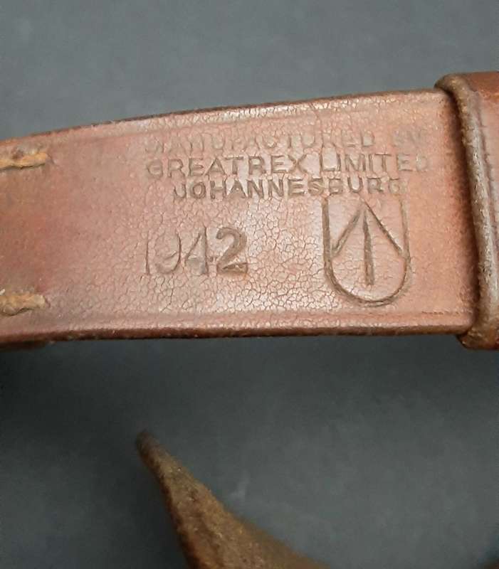 **WW2 UDF: Officer's Sam Browne Leather Belt Equipment w/ Lanyard & Whistle (36").**