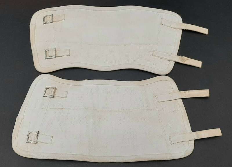 **1940s Union Defence Force: Anklet 'Puttees' w/ Buckles (Framm & Co. 1948).**