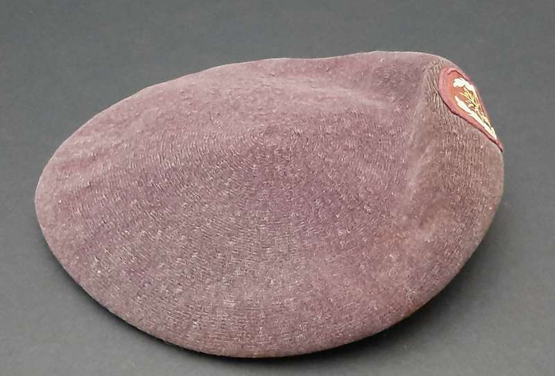 **RARE: Mid-1990s SA Reconnaissance Regiment 'Recce' Beret w/ Embroidered Badge & Infantry Balkie **