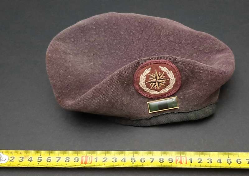 **RARE: Mid-1990s SA Reconnaissance Regiment 'Recce' Beret w/ Embroidered Badge & Infantry Balkie **