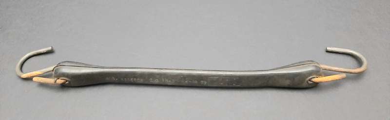**Border War : 1970s SADF Rubber Expansion Retention Band ( Bungee Hook) **