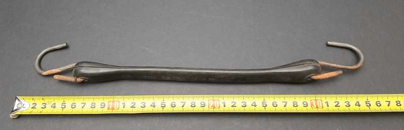 **Border War : 1970s SADF Rubber Expansion Retention Band ( Bungee Hook) **