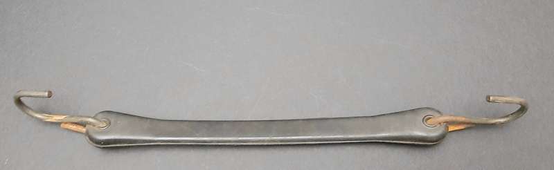 **Border War : 1970s SADF Rubber Expansion Retention Band ( Bungee Hook) **