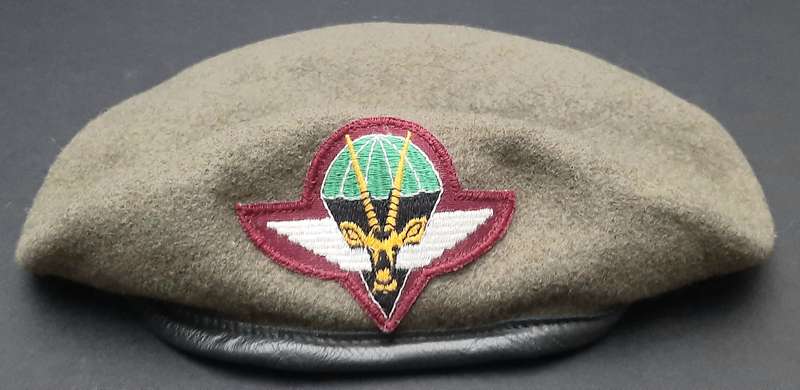 **Border War : 1980s SWATF Unissued Parachute Battalion Beret w/ Embroidered Insignia(59)**