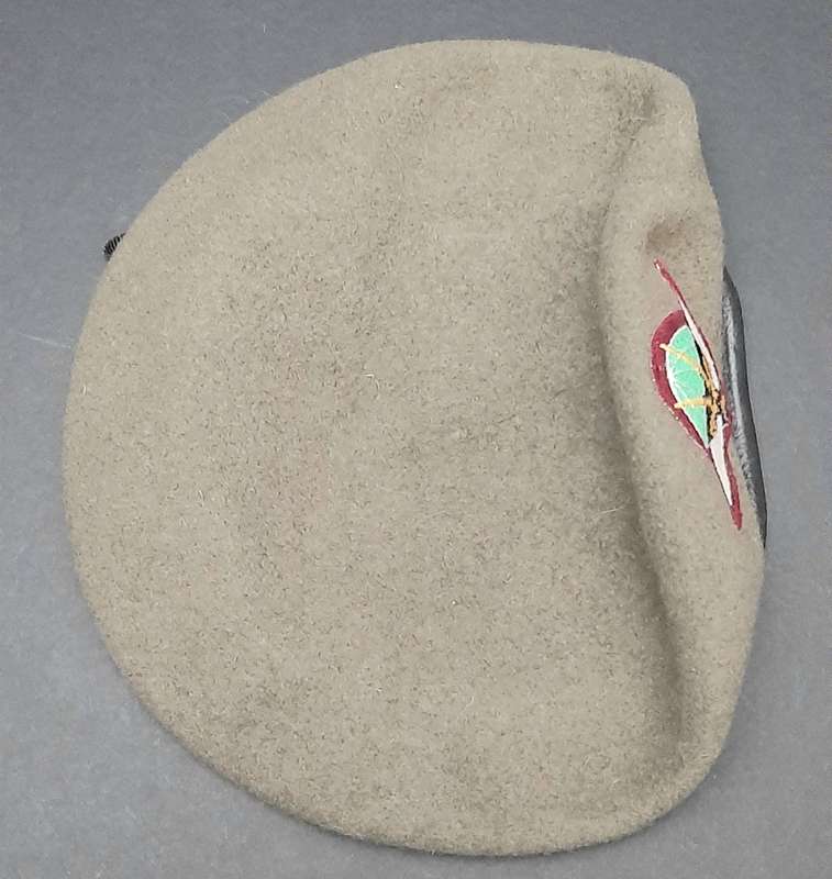 **Border War : 1980s SWATF Unissued Parachute Battalion Beret w/ Embroidered Insignia(59)**