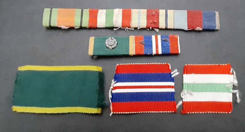 **WW2 : British Campaign Medal  Ribbon Bars & Ribbon Swatches(Efficiency Rosette Device).**
