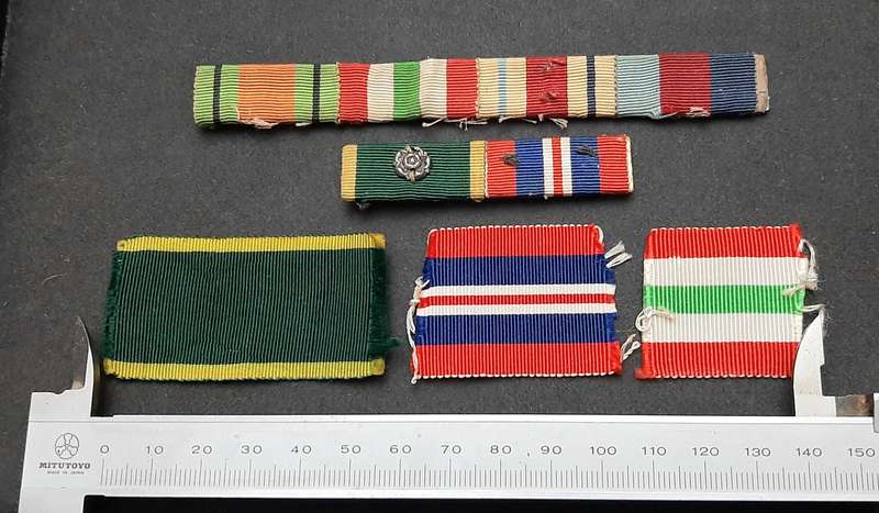 **WW2 : British Campaign Medal  Ribbon Bars & Ribbon Swatches(Efficiency Rosette Device).**