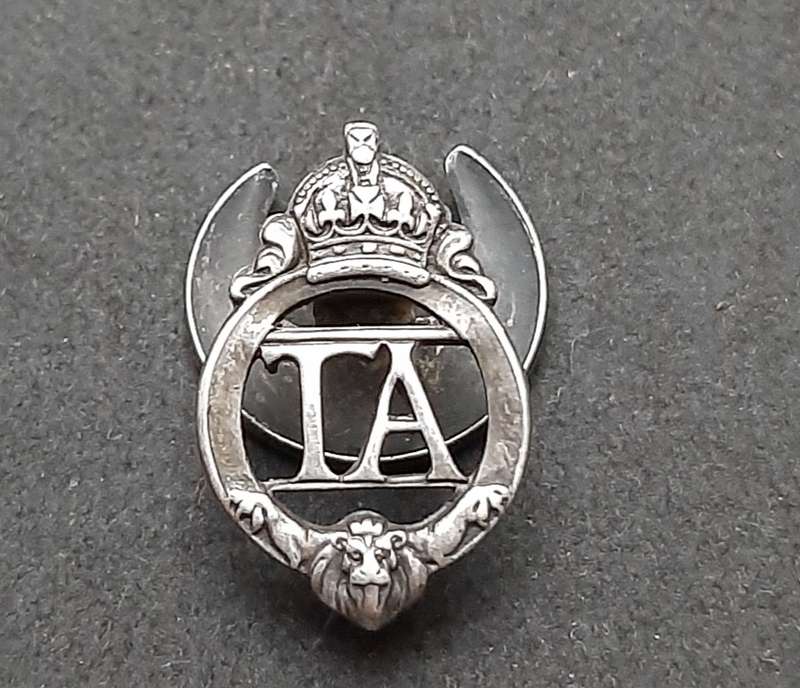 **RARE: WW2 British  .925 Silver Territorial Army Affiliation Button Badge (Numbered).**