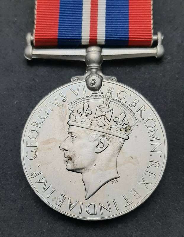 **WW2: British 1939-45 War Medal w/ Ribbon (British Issue).**