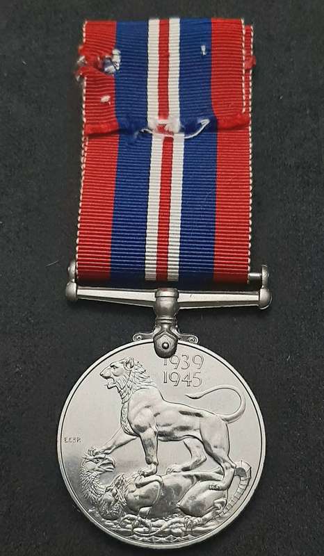 **WW2: British 1939-45 War Medal w/ Ribbon (British Issue).**