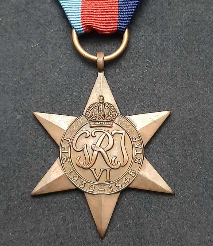 **WW2: 1939-45 Star Campaign Medal w/ Ribbon (British Issue).**