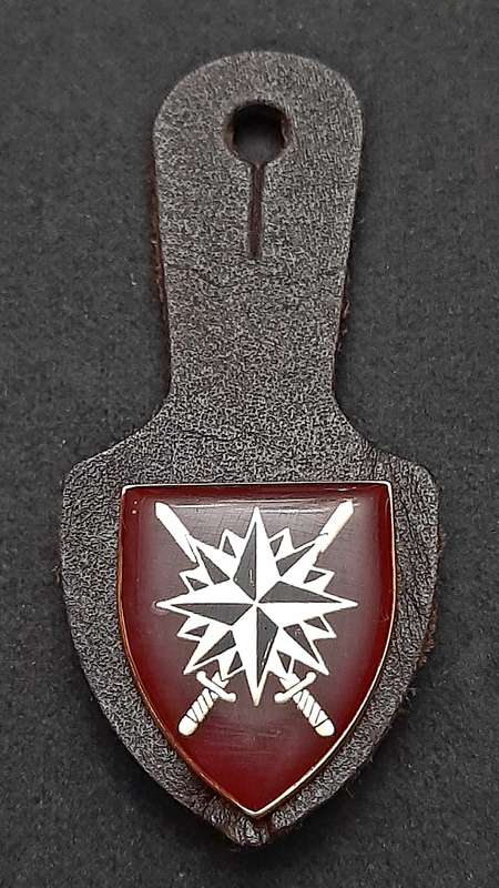 **RARE: 1988 SADF Reconnaissance Regiment 'Recce' HQ Pocket Fob Badge w/ Leather Hangar.(Pins)**