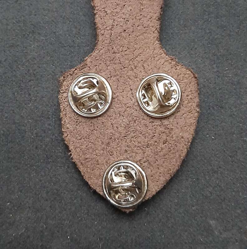 **RARE: 1988 SADF Reconnaissance Regiment 'Recce' HQ Pocket Fob Badge w/ Leather Hangar.(Pins)**
