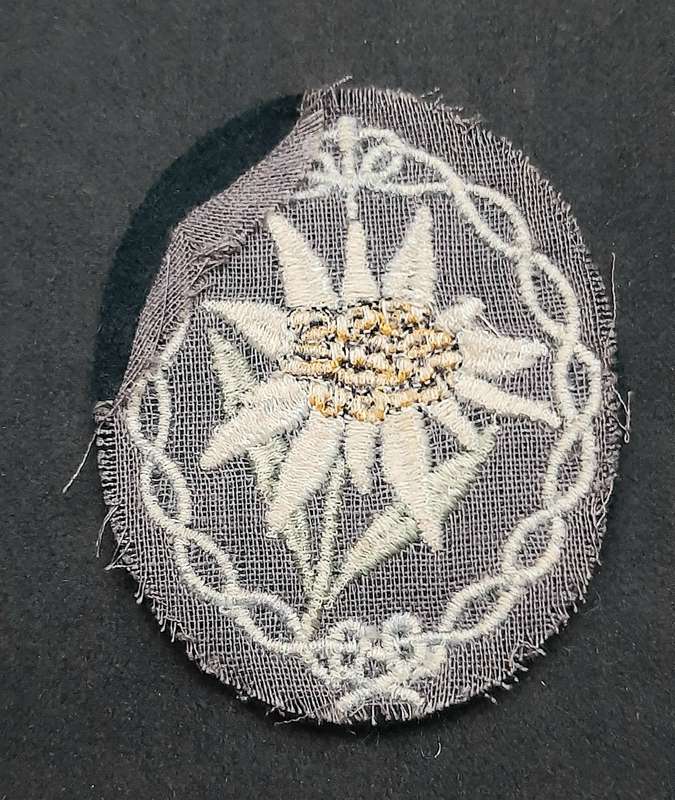 WW2 German 1930s Embroidered Gebirgsjäger 'Edelweiß' Sleeve Insignia Type I
