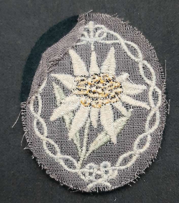 WW2 German 1930s Embroidered Gebirgsjäger 'Edelweiß' Sleeve Insignia Type I