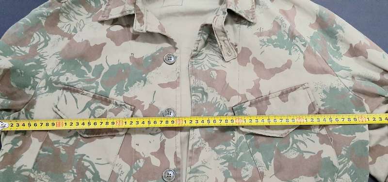 **Border War : 1980s 2nd Patt. Camouflage Fielddress Jacket (LARGE) **