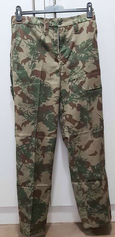 ** Early 1990s: Unissued Second Patt. Camouflage Fielddress Coverall Trousers (MEDIUM)**