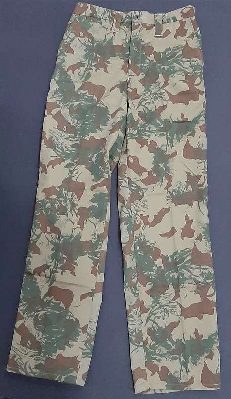 ** Early 1990s: Unissued Second Patt. Camouflage Fielddress Coverall Trousers (MEDIUM)**