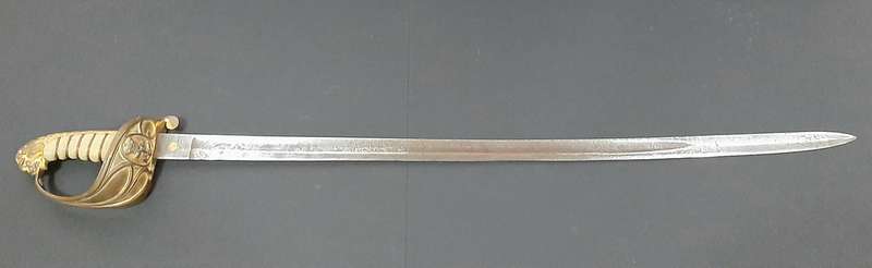 **RARE:  Victorian Royal Navy 1846 Pattern Officer's Sword w/ Rayskin Handle ( Silver & Co.)**