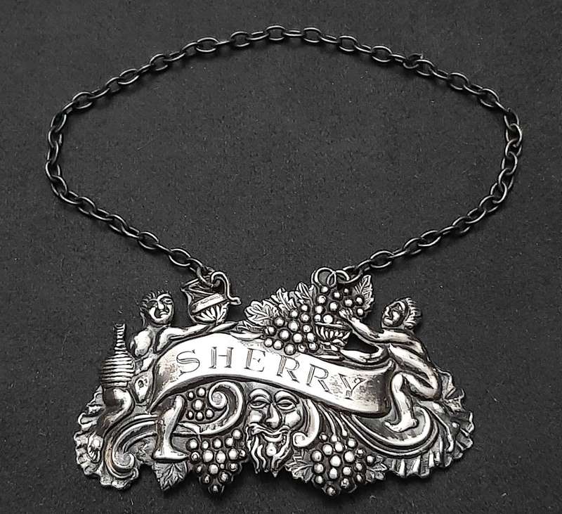STUNNING: .925 Silver English 'Dionysian' Sherry Decanter Collar (11.77g).